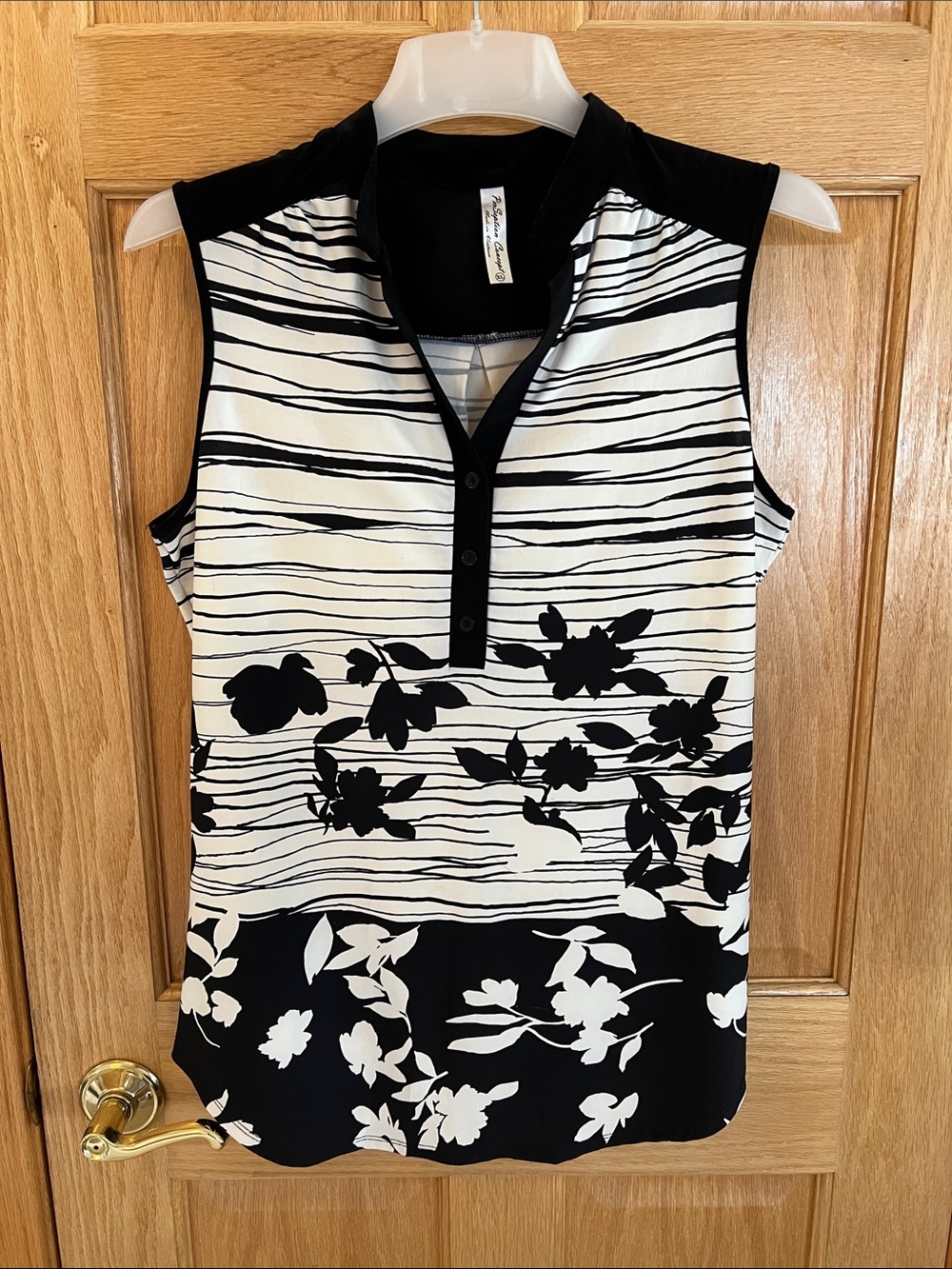 PerSeption Concept Black & White Sleeveless Floral Stripe Polo Top